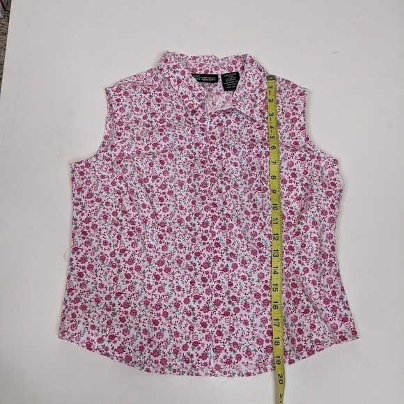 No Boundaries Y2K Two Way Zip Dainty Floral Sleeveless Top - Picture 8 of 8